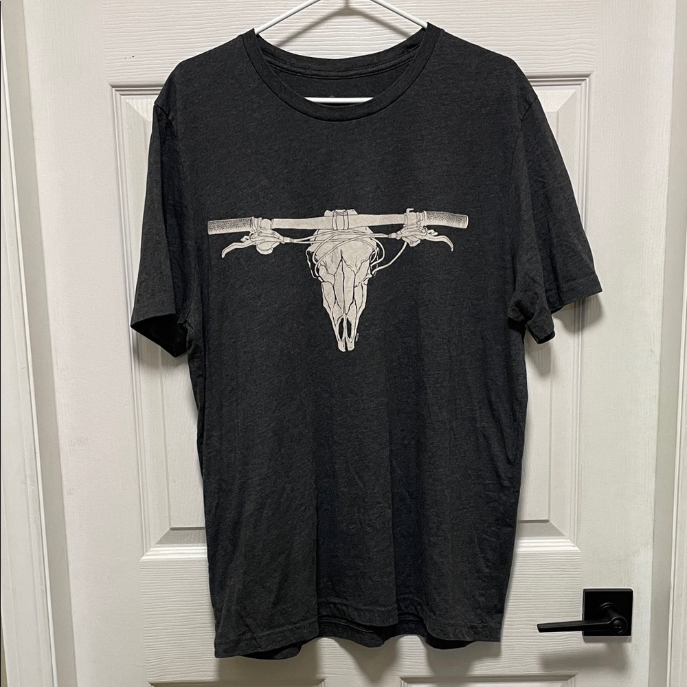 WESTCOASTEES|Vancouver Island|Charcoal Gray|Bike Skull Tee|Graphic Tee| Size XL